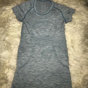Lulu lemon top